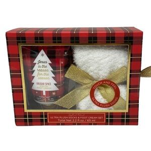 Ultra Plush Socks & Foot Cream Set Holiday Spice